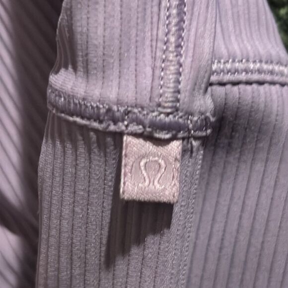 Lululemon Power Pivot Tank Top *Rib - Picture 3 of 5